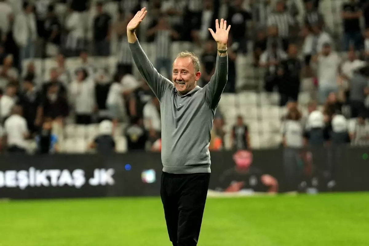 Sergen Yalçın, Galatasaray Karşısında Formda Görünüyor