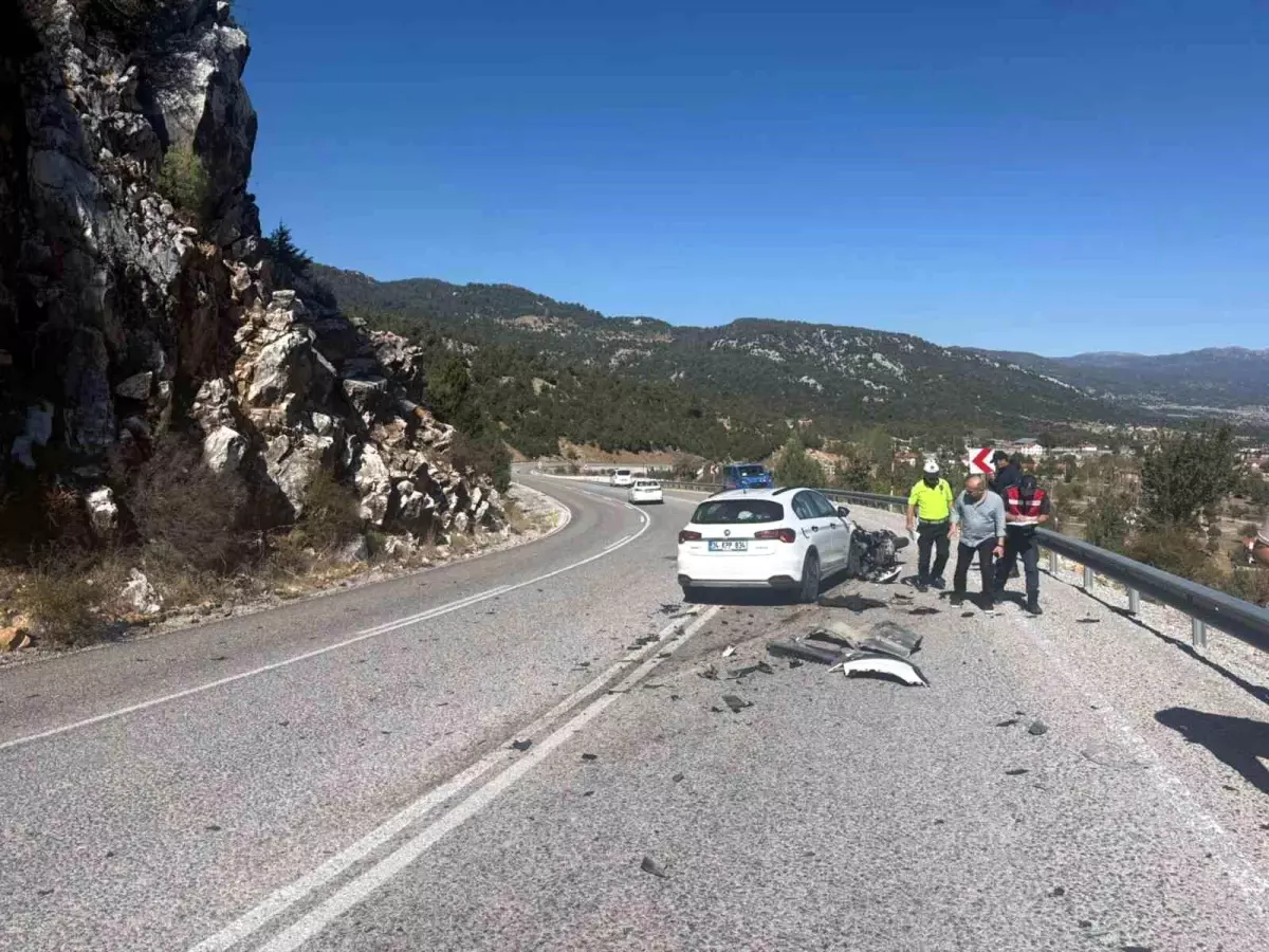 Trafik Kazasında Motosiklet Sürücüsü Hayatını Kaybetti