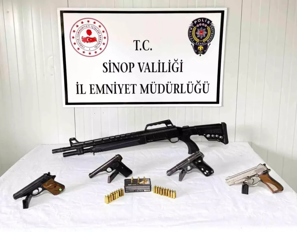 Sinop’ta Büyük Silah Kaçakçılığı Operasyonu