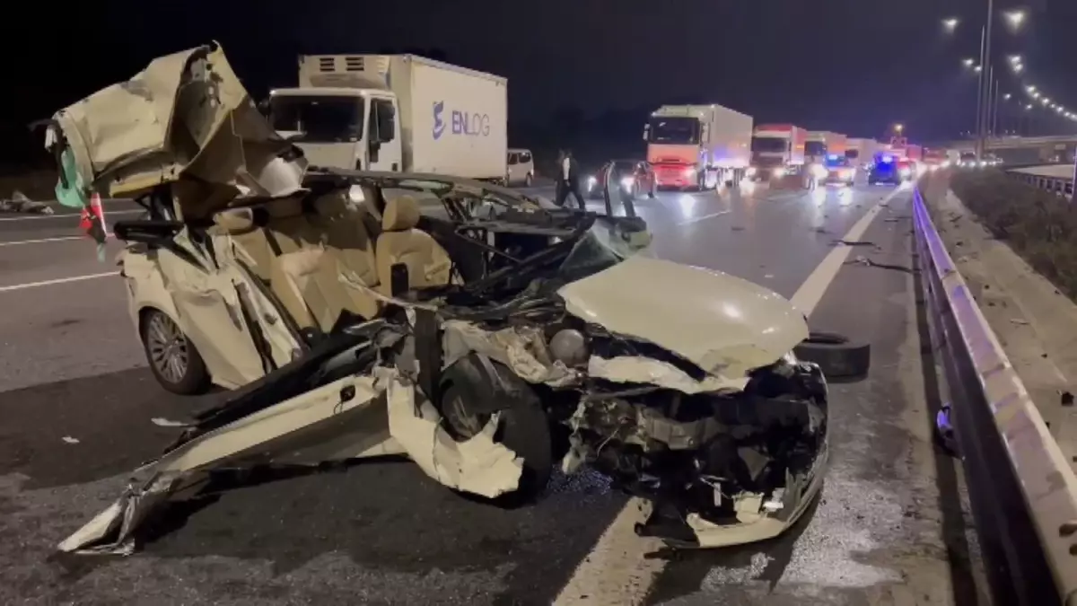 “Sultanbeyli’de Makas Atınca İhbar Edilen Sürücü Kaza Yaptı”