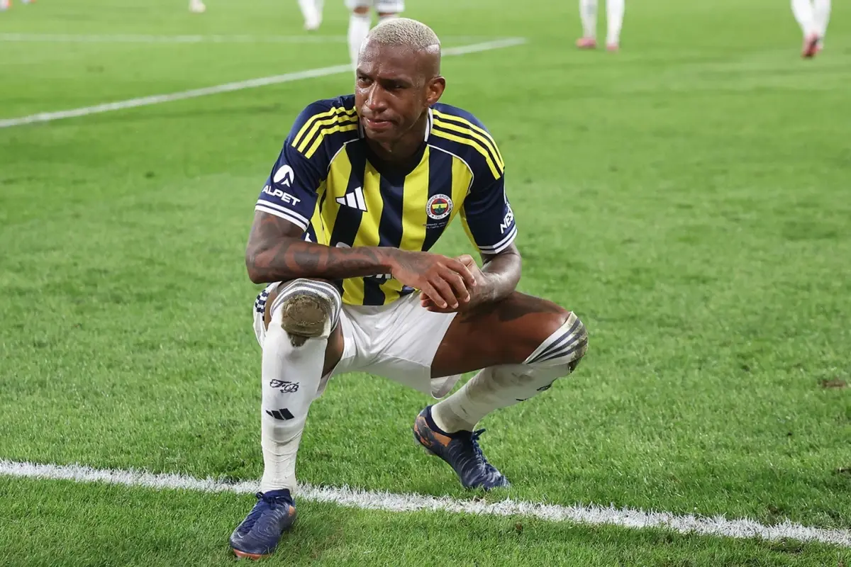 Süper Lig Devinde Talisca Ayrılık İddialarına Cevap Verdi