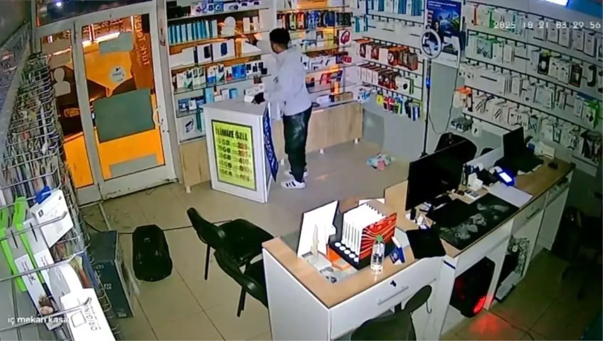 <h1>Elazığ’da Telefoncu Dükkanı Hırsızlık Olayı Çözüldü</h1>