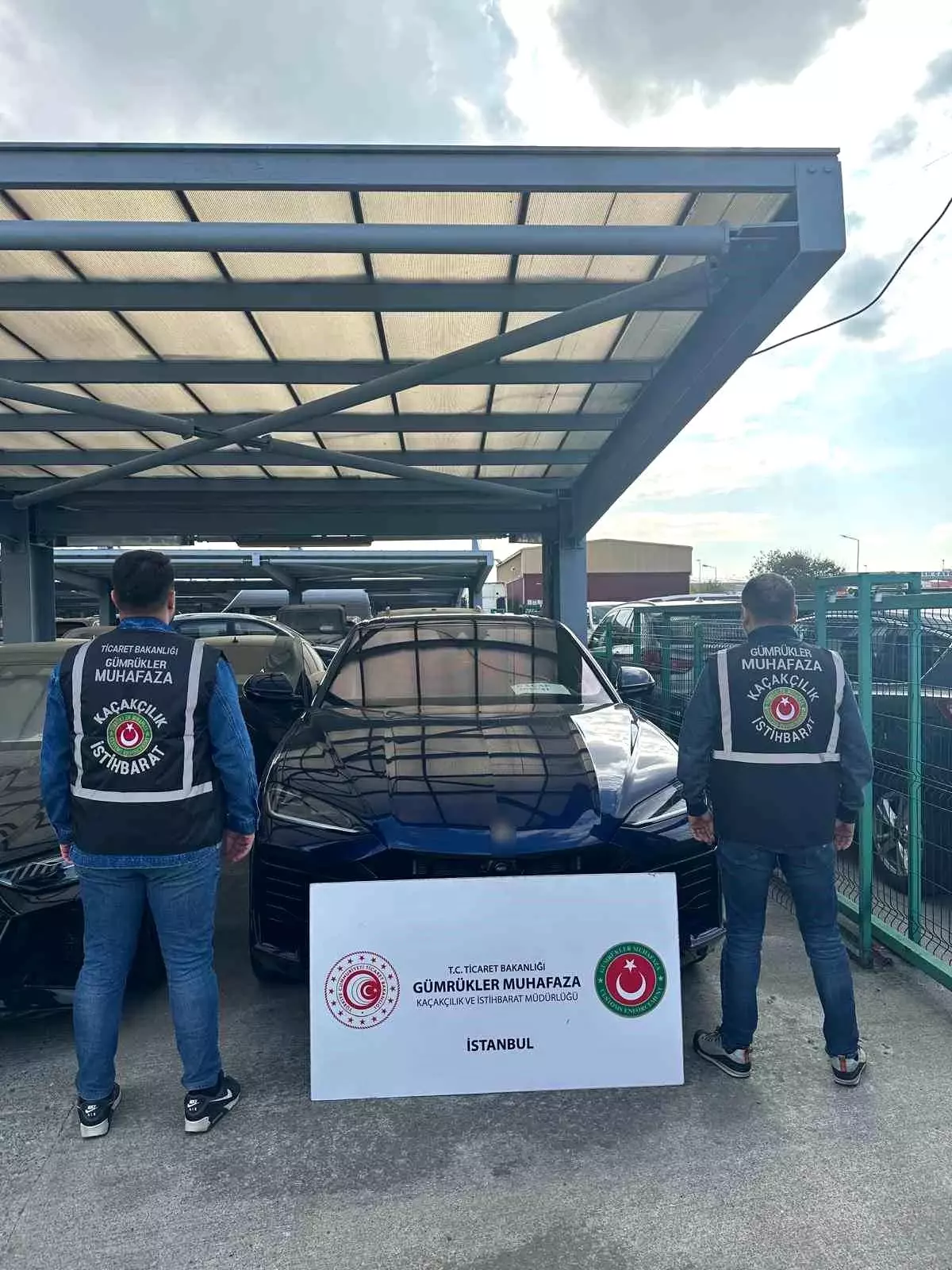 Ticaret Bakanlığı 288 Milyon Liralık Lüks Araç Operasyonu