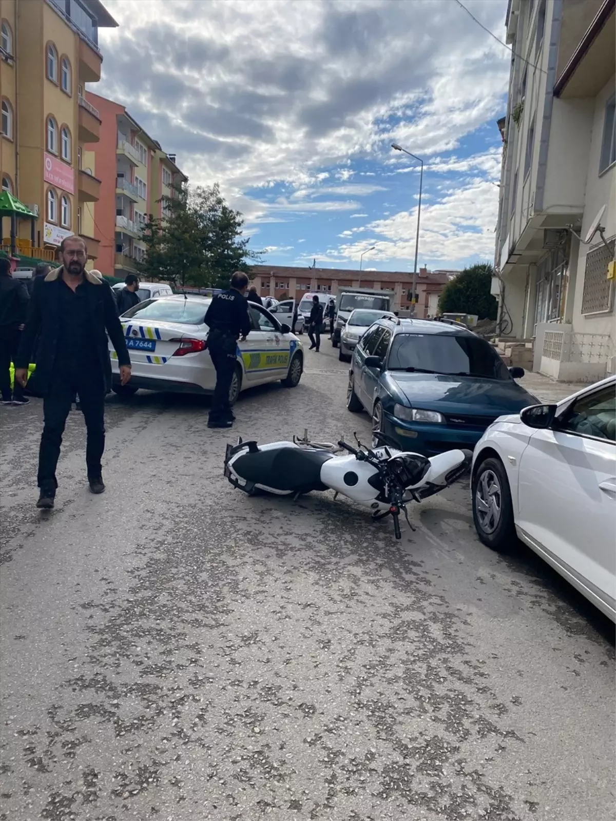 Tokat’ta Polisleri Motosikletle Çarpıp Yaralayan Sürücü Gözaltında