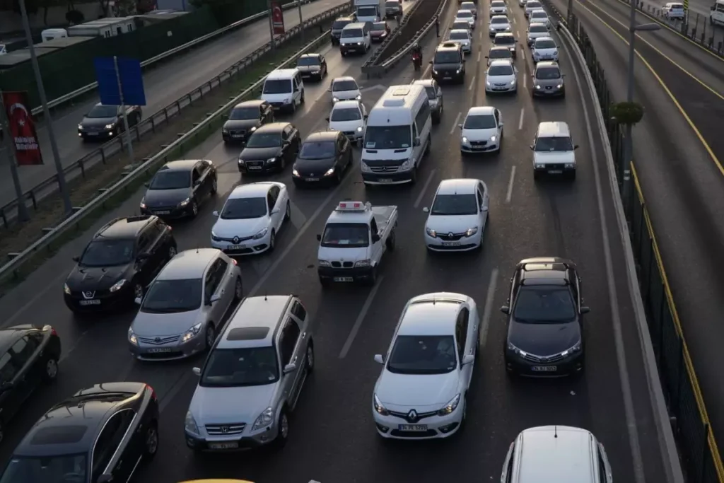 Tesla 13 Bin Aracını Geri Çağırıyor