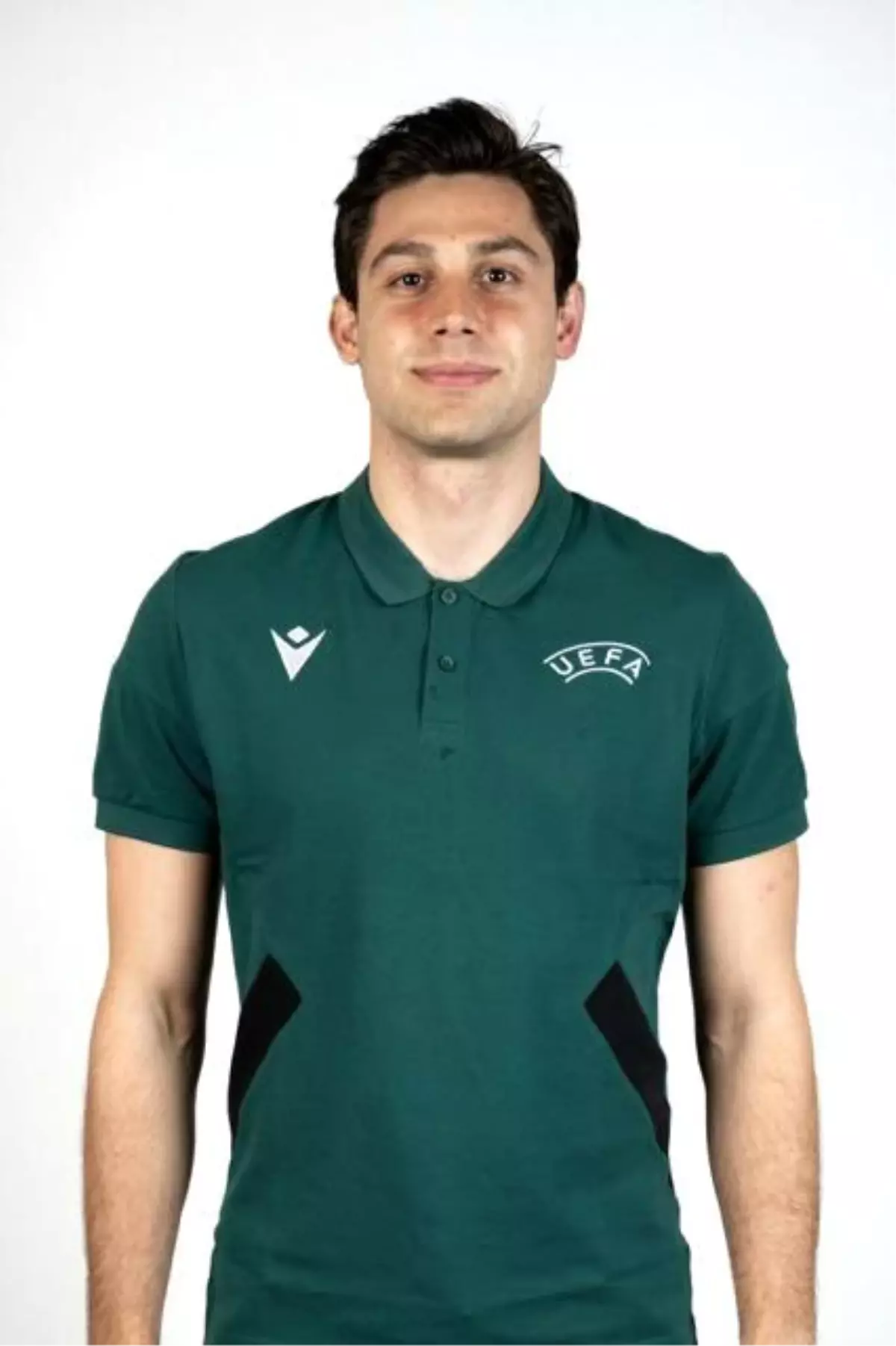 Türk Hakem UEFA Gençlik Ligi’nde Tarih Yazıyor