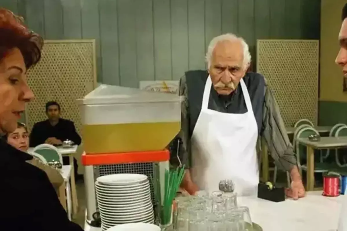 Türk Dizi Dünyasının Duayen İsimlerinden Arif Erkin Güzelbeyoğlu Vefat Etti