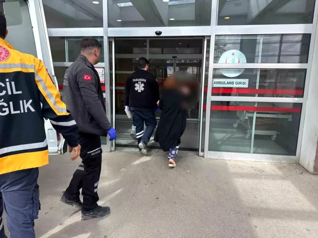 Sıcak Su Dökülen 7 Aylık Bebek Hastanelik Oldu