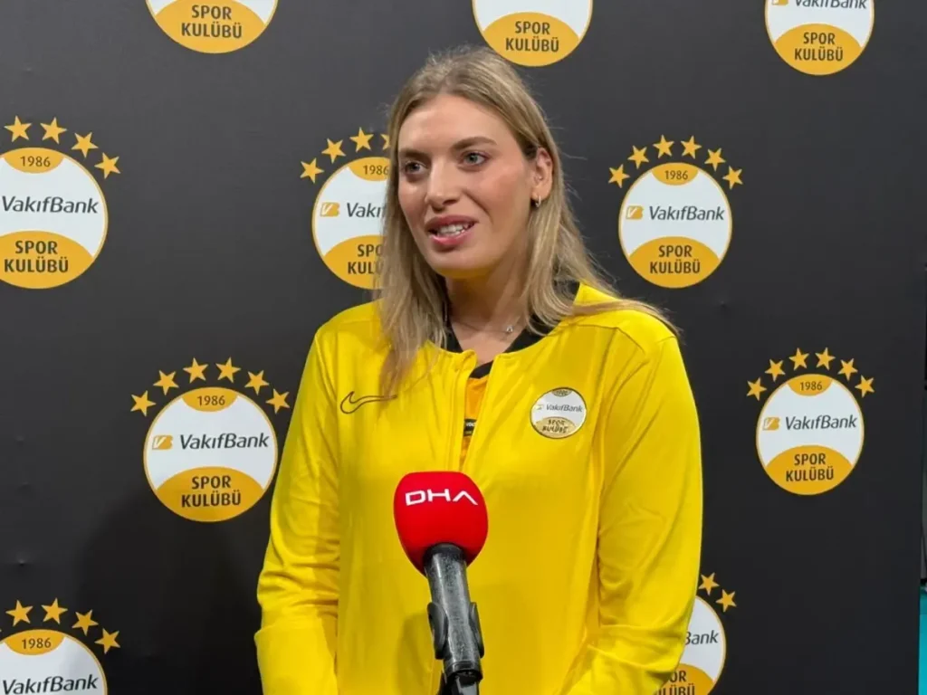 VakıfBank’ın Başarılı Pasörü Cansu Özbay Röportajı