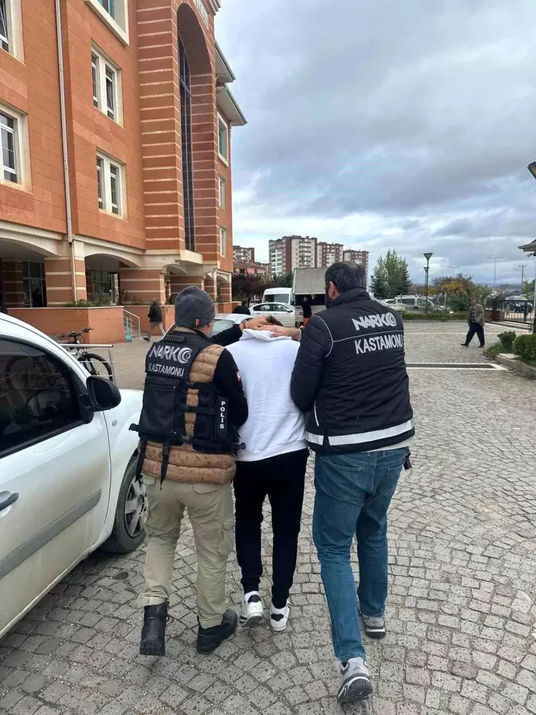 Uyuşturucu Operasyonunda Yakalanan Sanık Tahliye Edildi