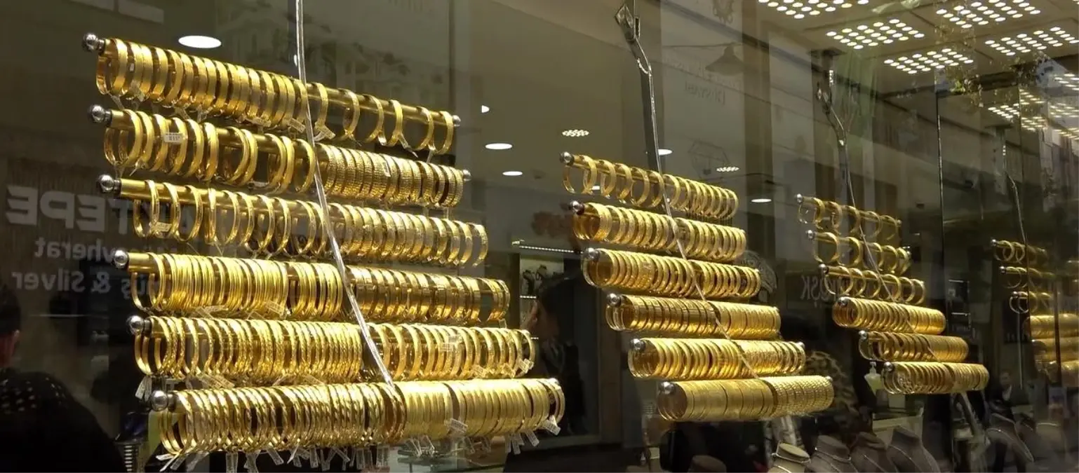 Altın Yatırımcıların Yeni Güven Limanı Haline Geldi