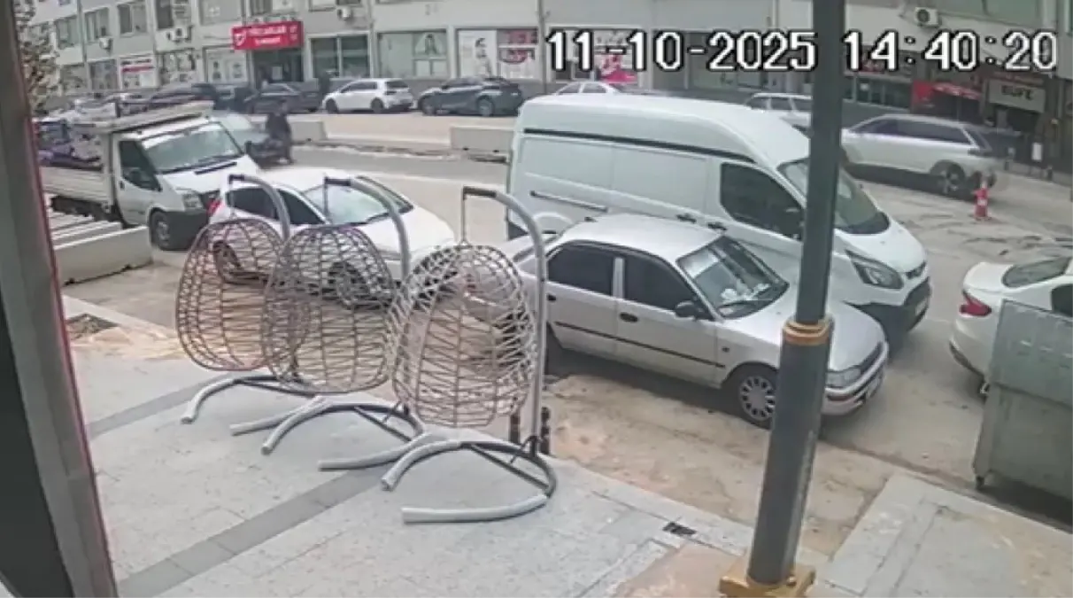 90 Yaşında Yayaya Otomobil Çarptı