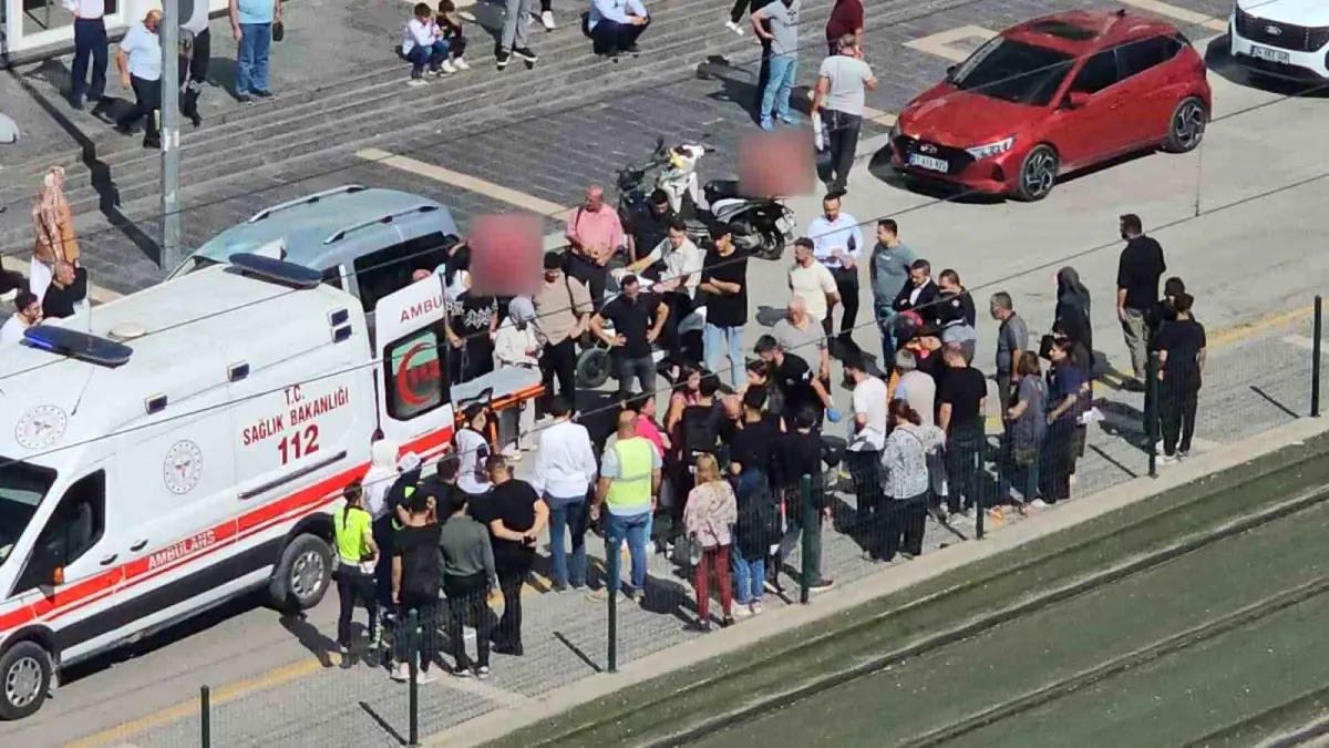 Gaziantep’te Motosiklet Kadına Çarptı: 1 Yaralı