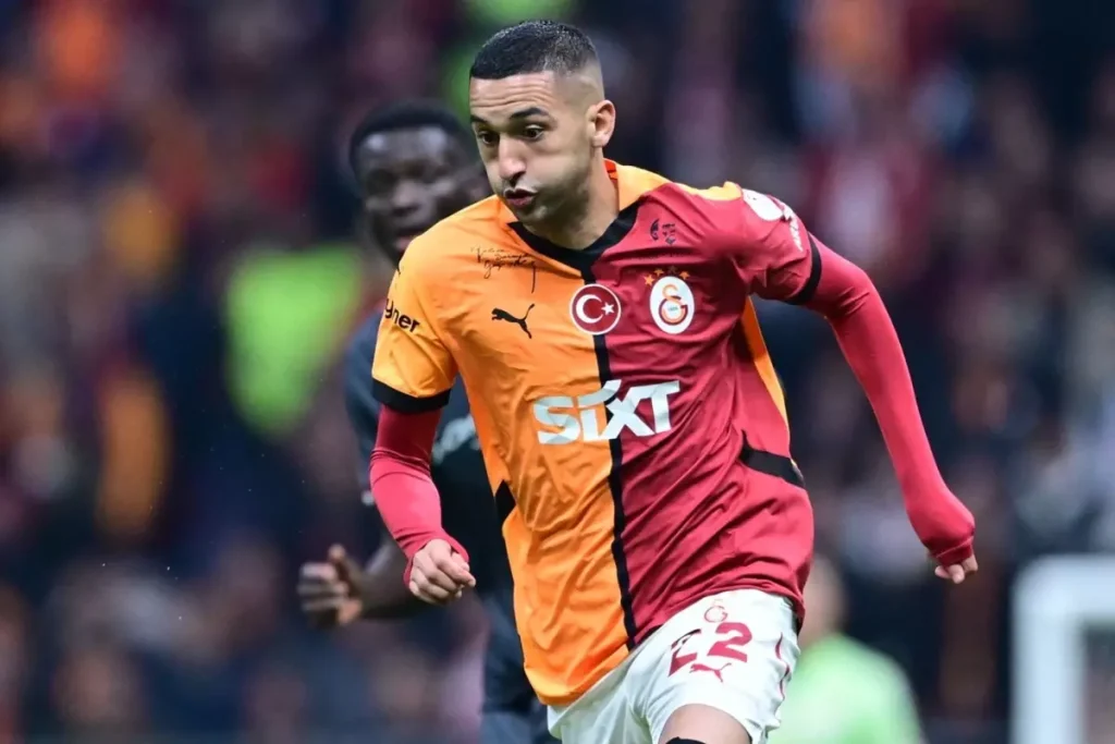 Sakatlık Transferi İptal Etti: Ziyech’e Kötü Haber
