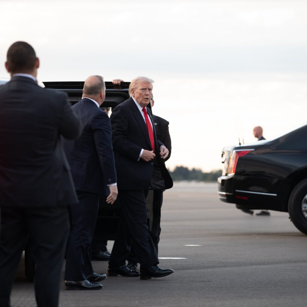 Government Shutdown on Brink of Record-Breaking Duration: Trump Officials Warn of Worsening Consequences