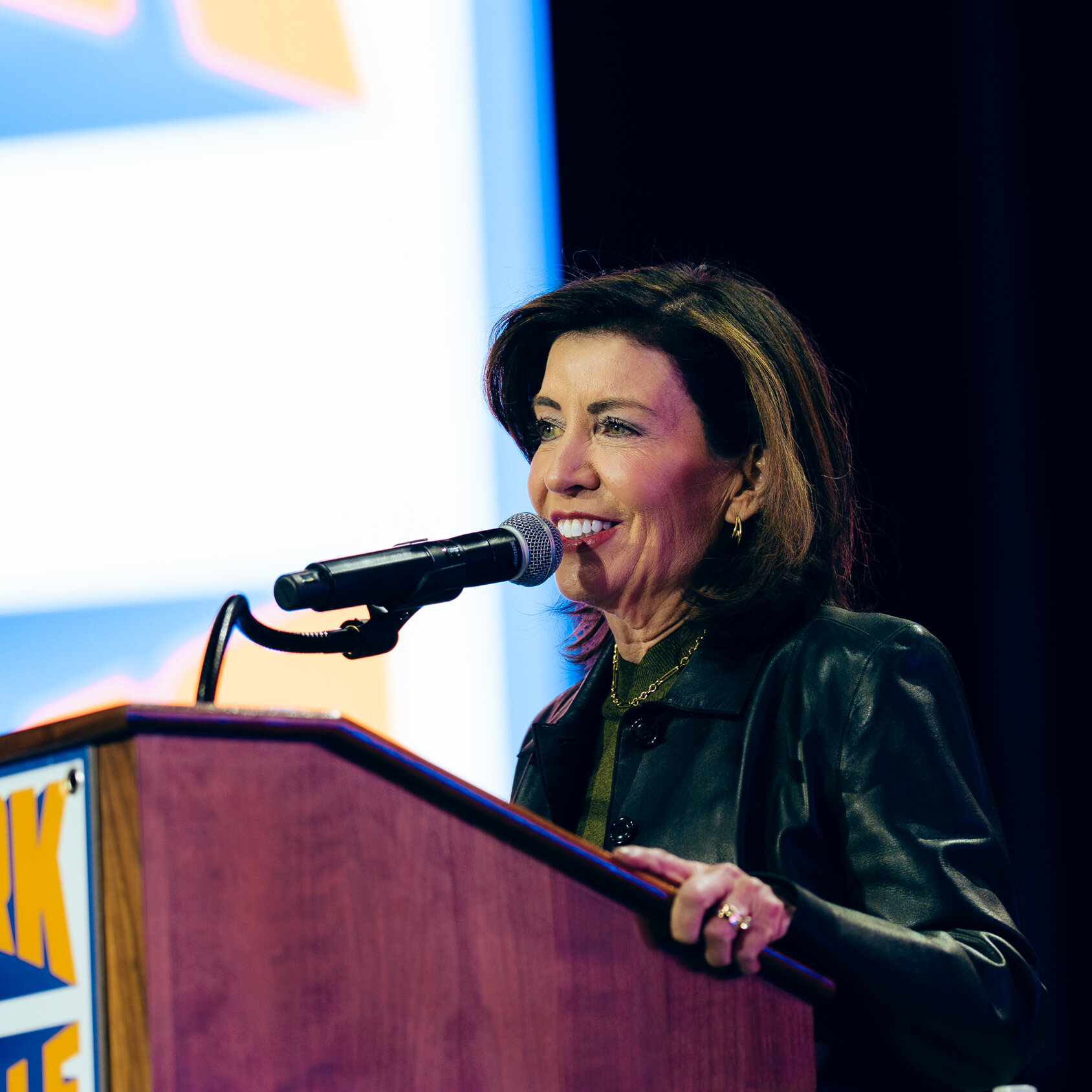 New York State Officials Green‑Light Controversial Underwater Gas Pipeline After Earlier Regulatory Rejection