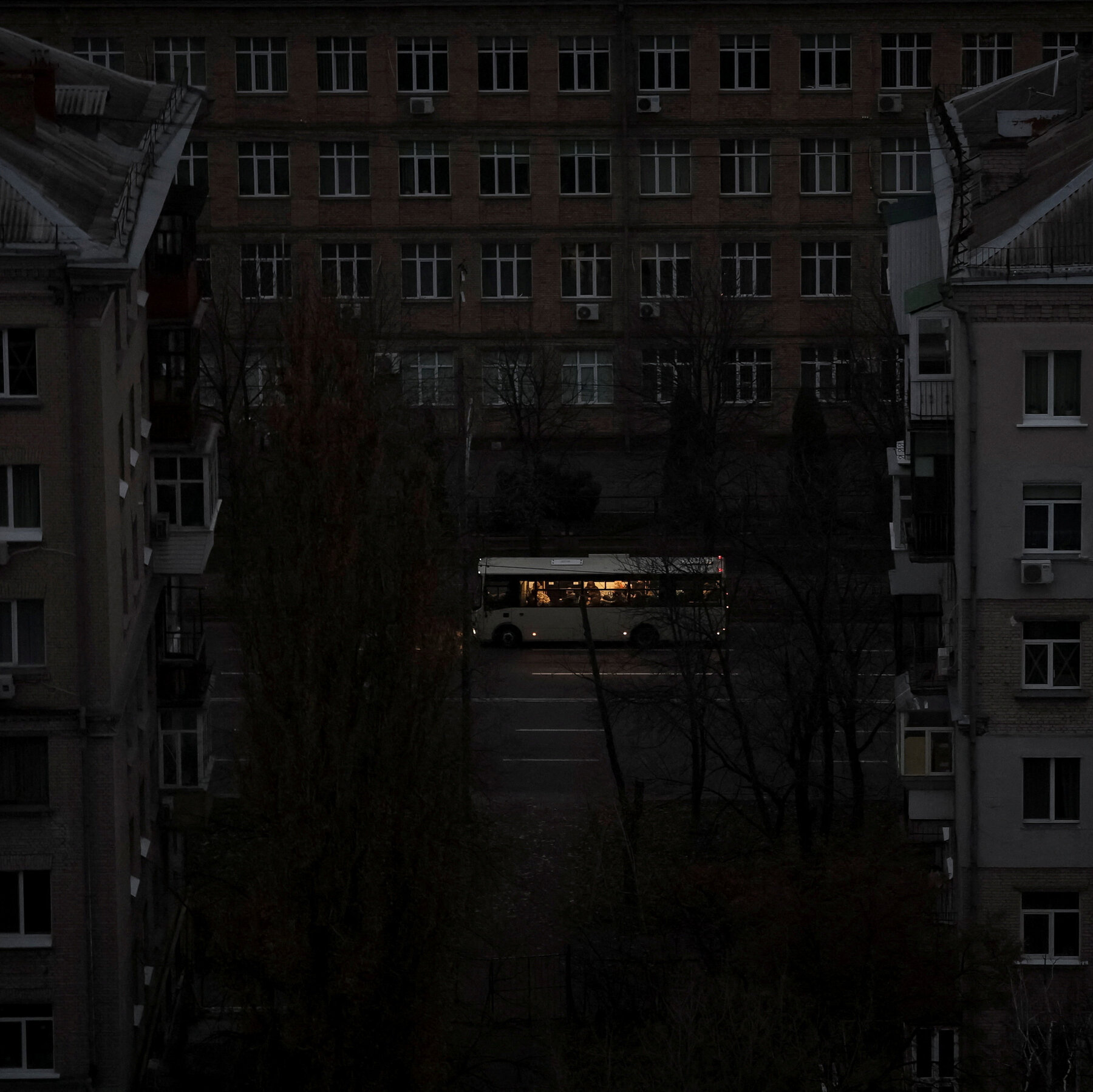 Russian Missile and Drone Strikes Trigger Widespread Power Outages Across Ukraine’s Major Cities