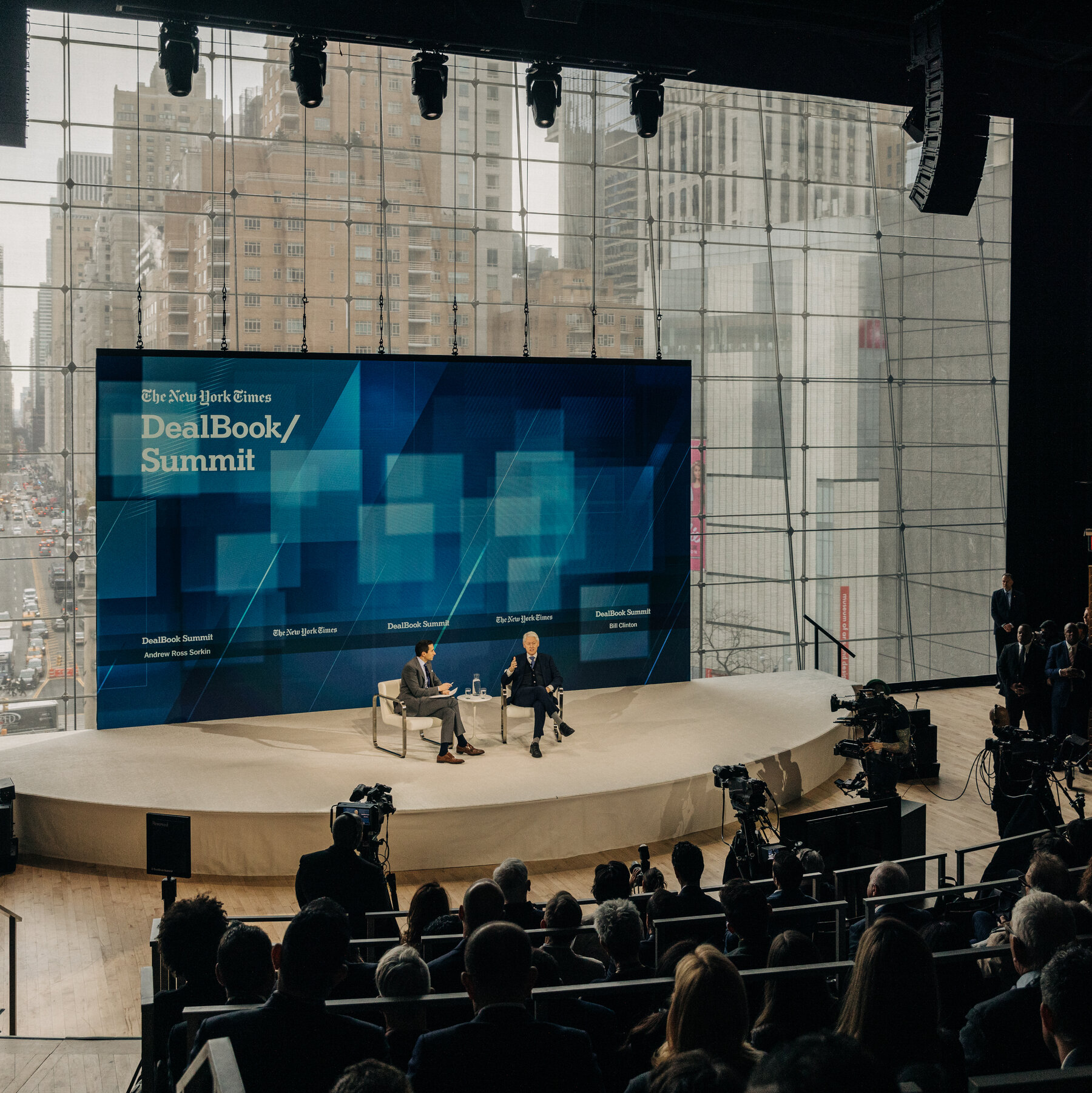 <h2>DealBook Summit 2025: A Gathering of Business, Politics, and Culture</h2>