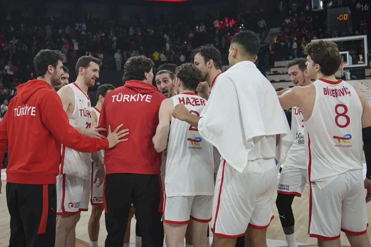 12 Dev Adam, 2027 Dünya Kupası Elemeleri’nde Bosna Hersek’i 93-71 Yendi!