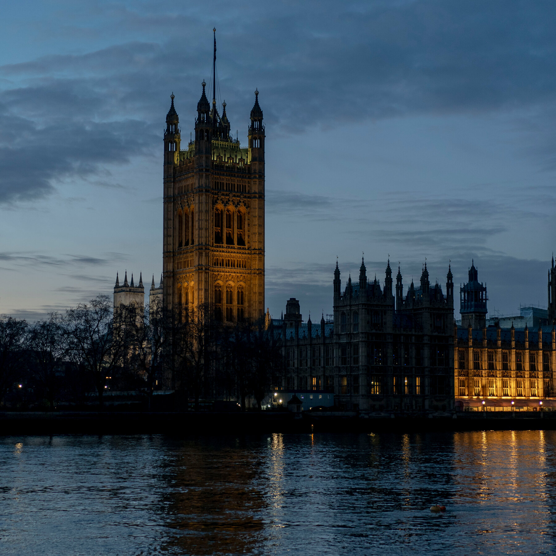 MI5 Alerts That Chinese Operatives Are Exploiting LinkedIn to Target UK Parliamentarians