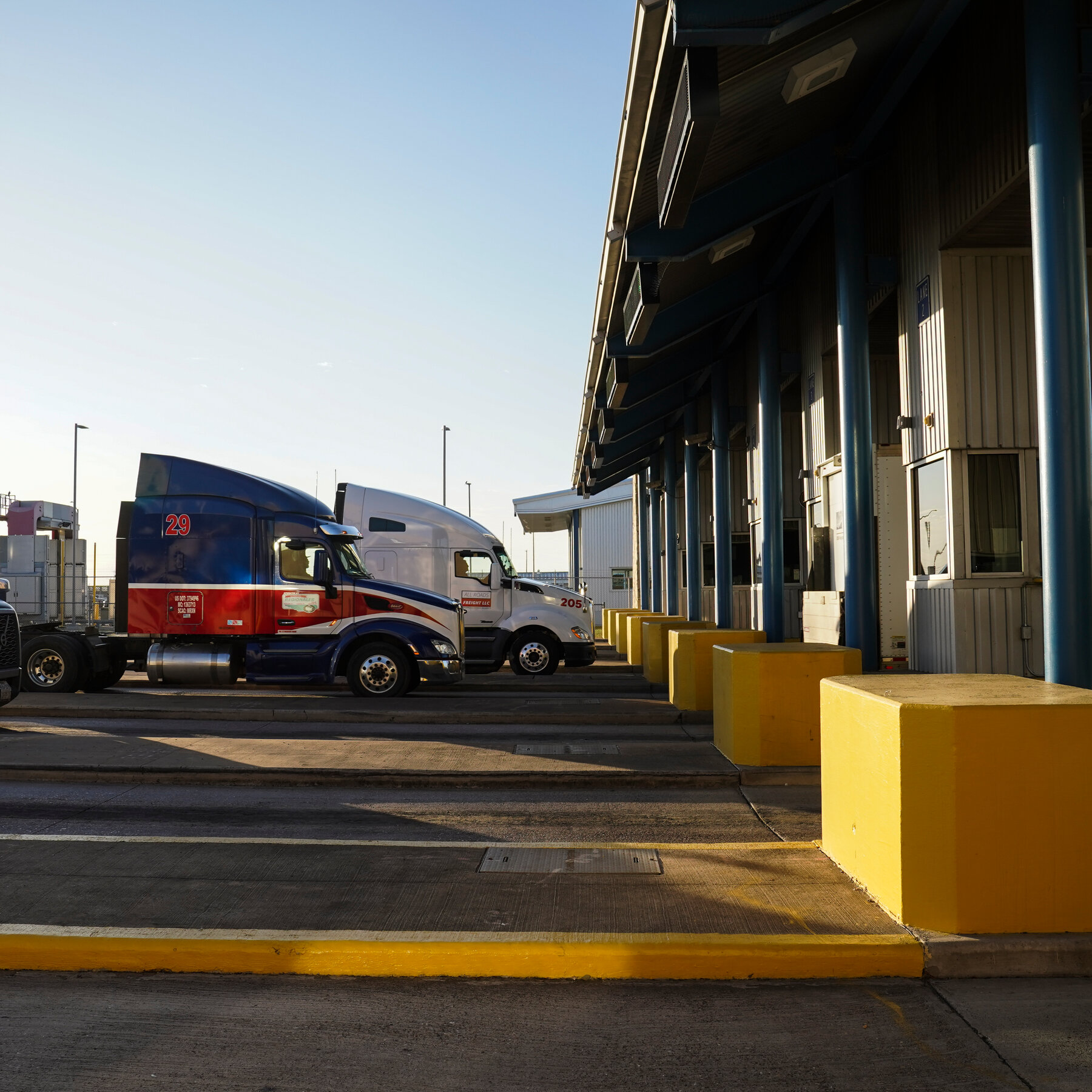 Mexico Overtakes Canada as the United States’ Leading Trade Partner