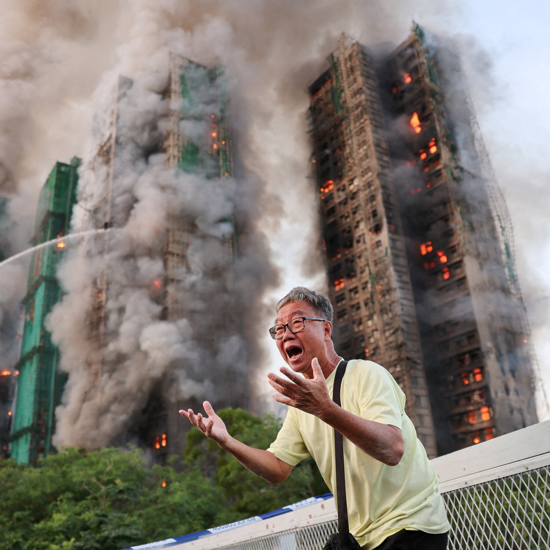 Massive Fire Ravages Apartment Complex in Hong Kong’s Tai Po District