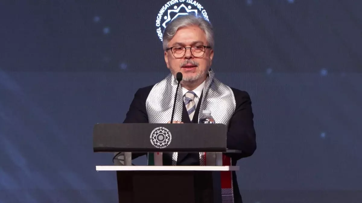 5’inci Uluslararası Model İslam İşbirliği Teşkilatı Liseler Zirvesi İstanbul’da Başladı