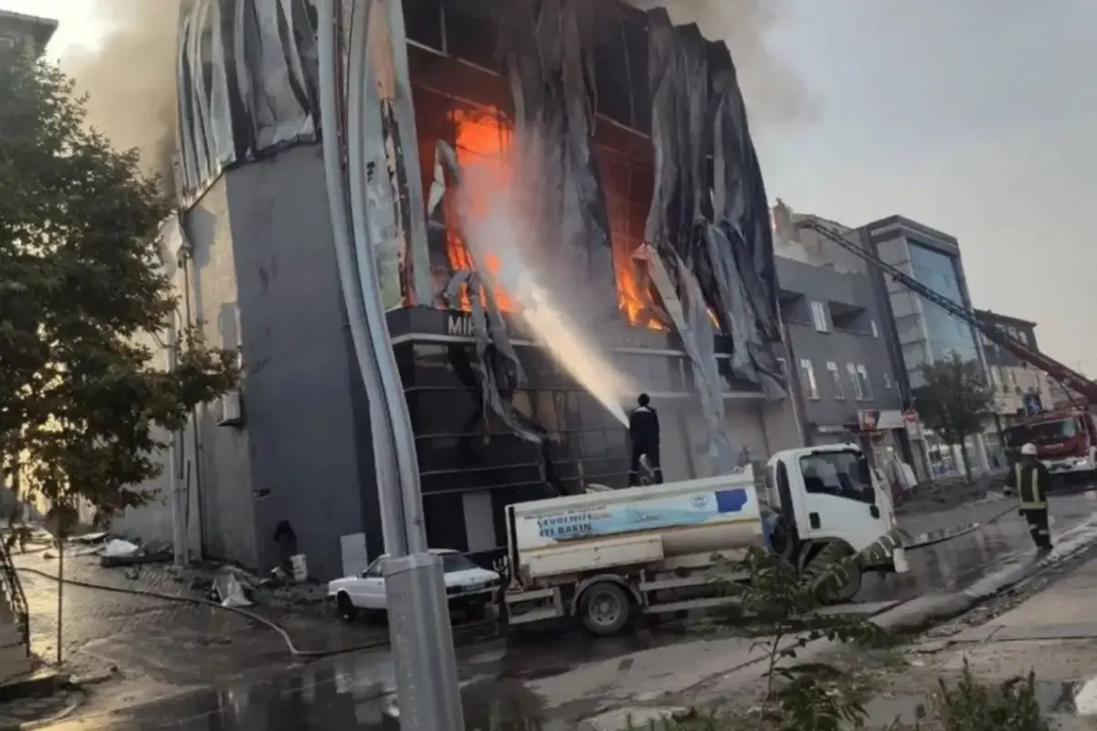 Dilovası’ndaki Parfüm Tesisinde Yangın: 6 Ölü, 11 Gözaltı