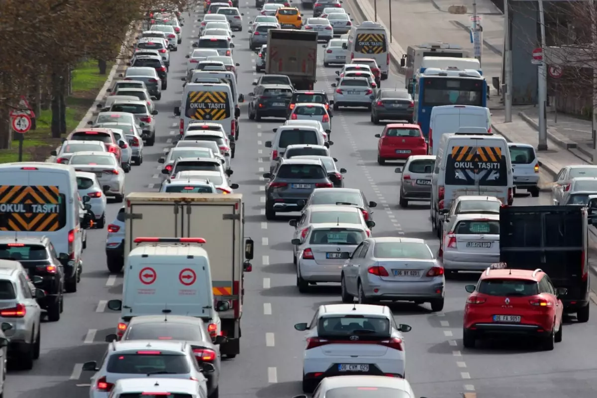 Akaryakıta Gece Yarısı Çifte İndirim