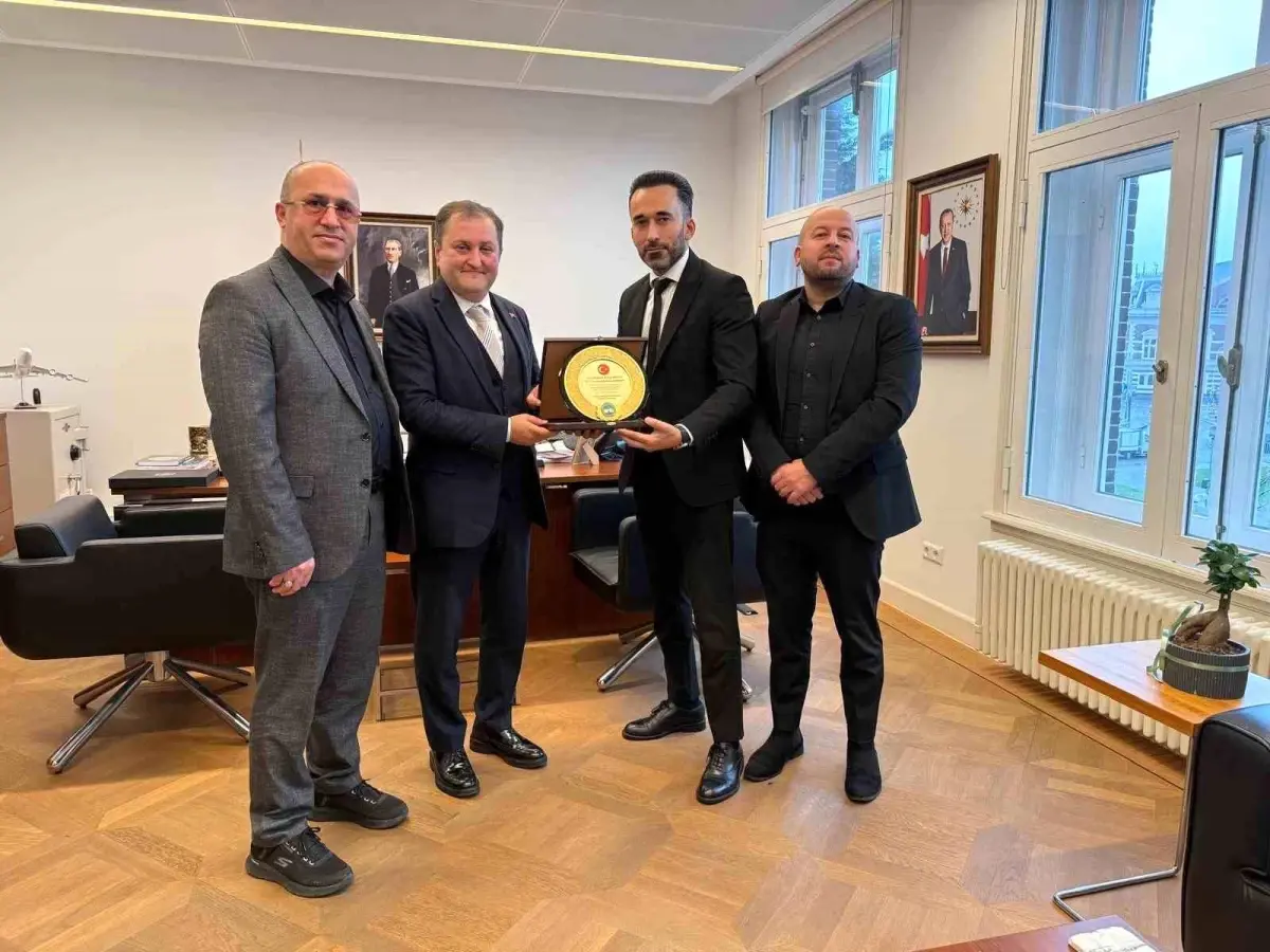 AKİB, Amsterdam Başkonsolosu’nu Ziyaret Etti