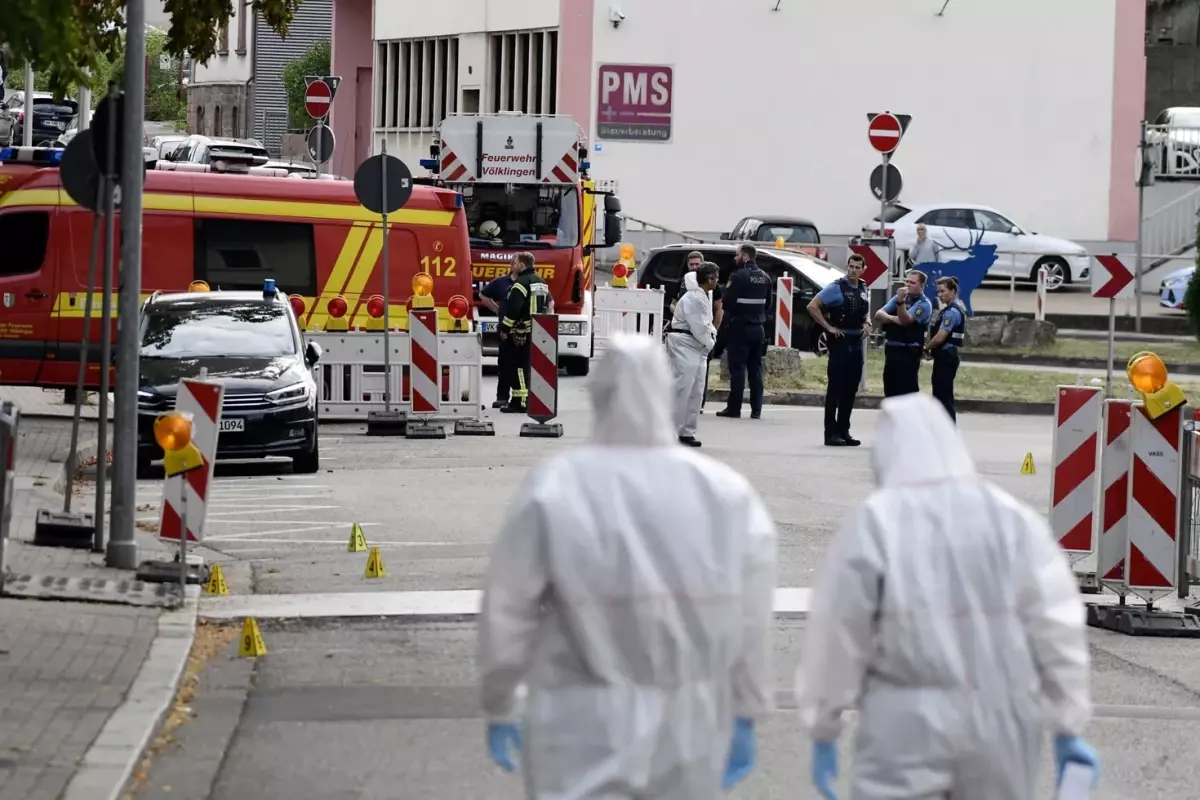 Almanya’da Şok Aile Katliamı: 63 Yaşındaki Babanın 4 Yakını Öldürüp Kendini Soktu