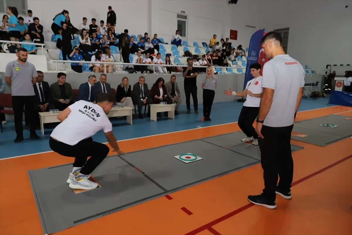 Nazilli’de Hemsball Şampiyonası Başladı