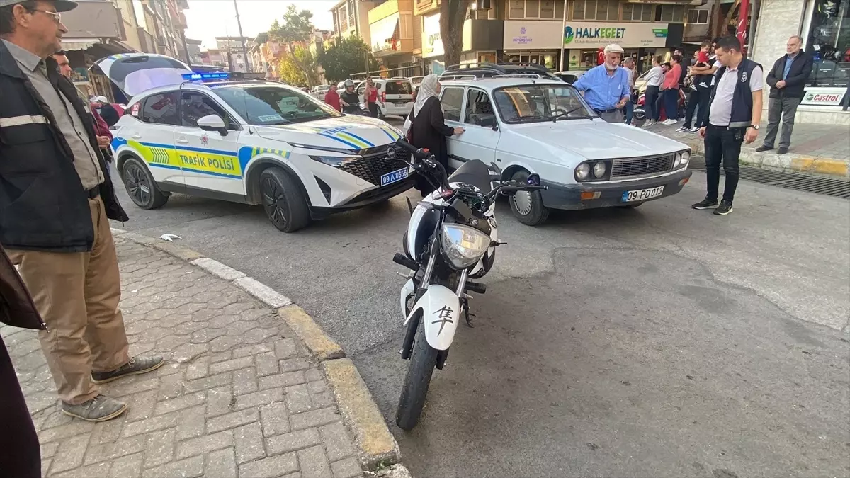 Nazilli’de Motosiklet ve Otomobil Çarpışması: Sürücü Hastaneye Kaldırıldı