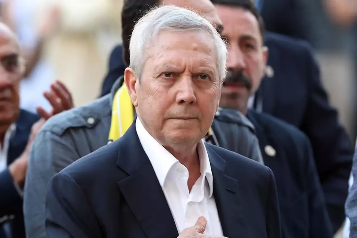 Aziz Yıldırım sözünü tuttu, ilk gemi suya indirildi