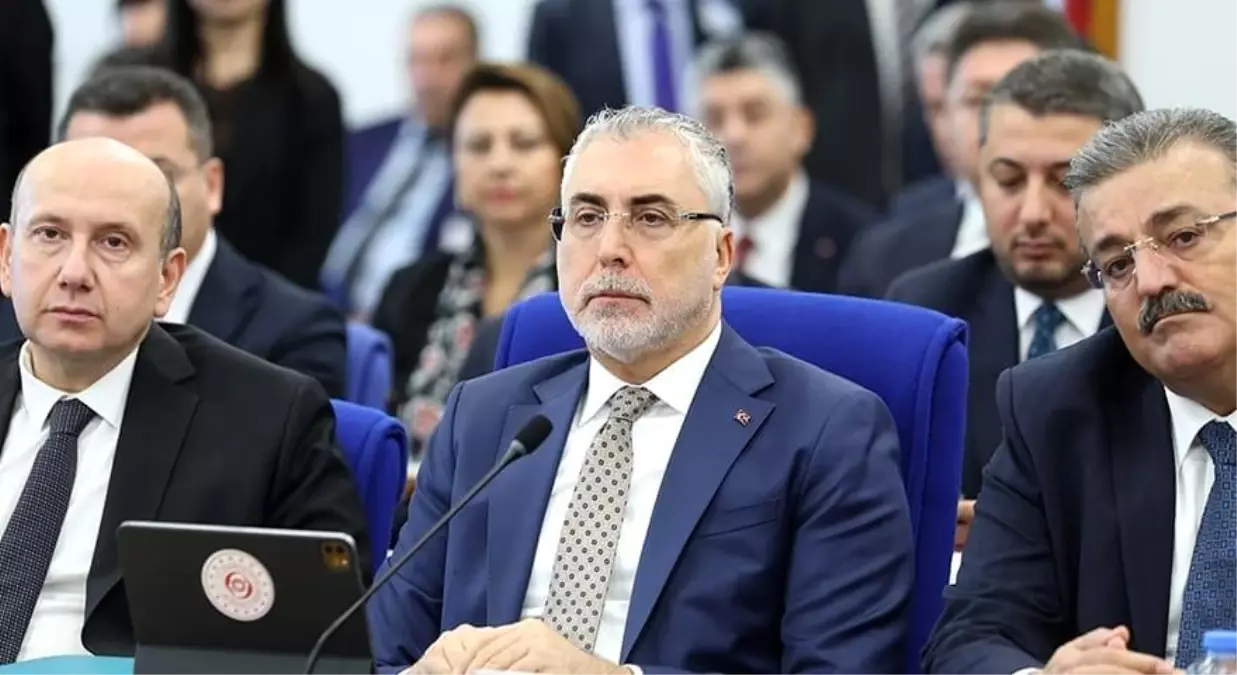 Asgari Ücret Belirlemek İçin 2026 Komisyonu Toplanıyor: Bakan Işıkhan’dan Kritik Açıklamalar