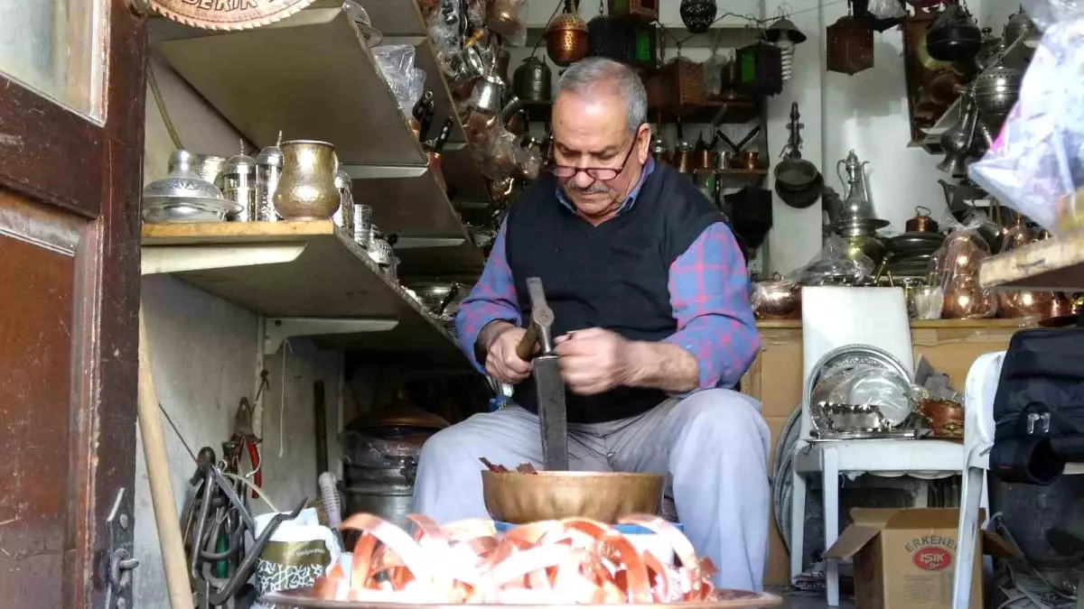 Gaziantep’in Bakır Bileklik Modası: Geleneksel Şifa ve Modern Şıklık Bir Arada