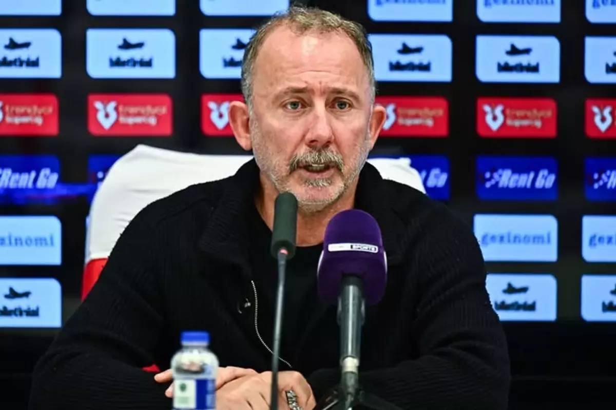 Beşiktaş’ta yaprak dökümü! Sergen Yalçın 4 isme “Güle güle” dedi