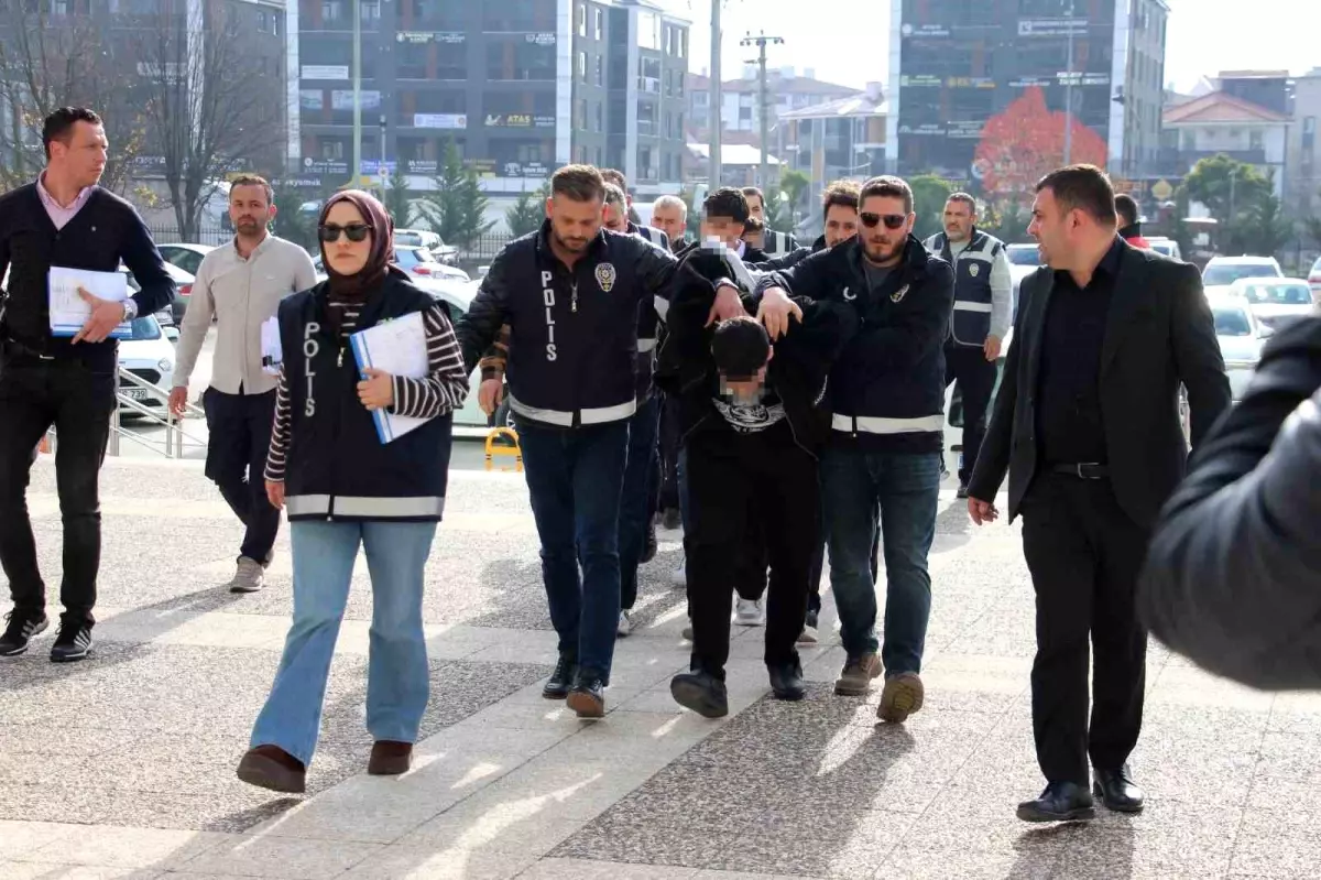 Bolu’da Dolandırıcılara Operasyon