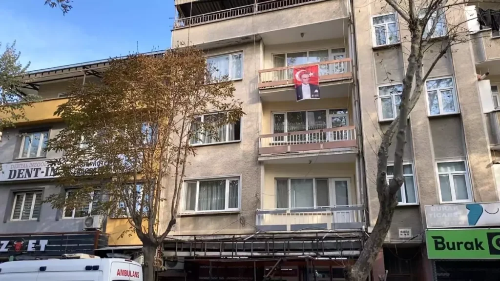 Balkon Kazası: 88 Yaşında Trajik Ölüm