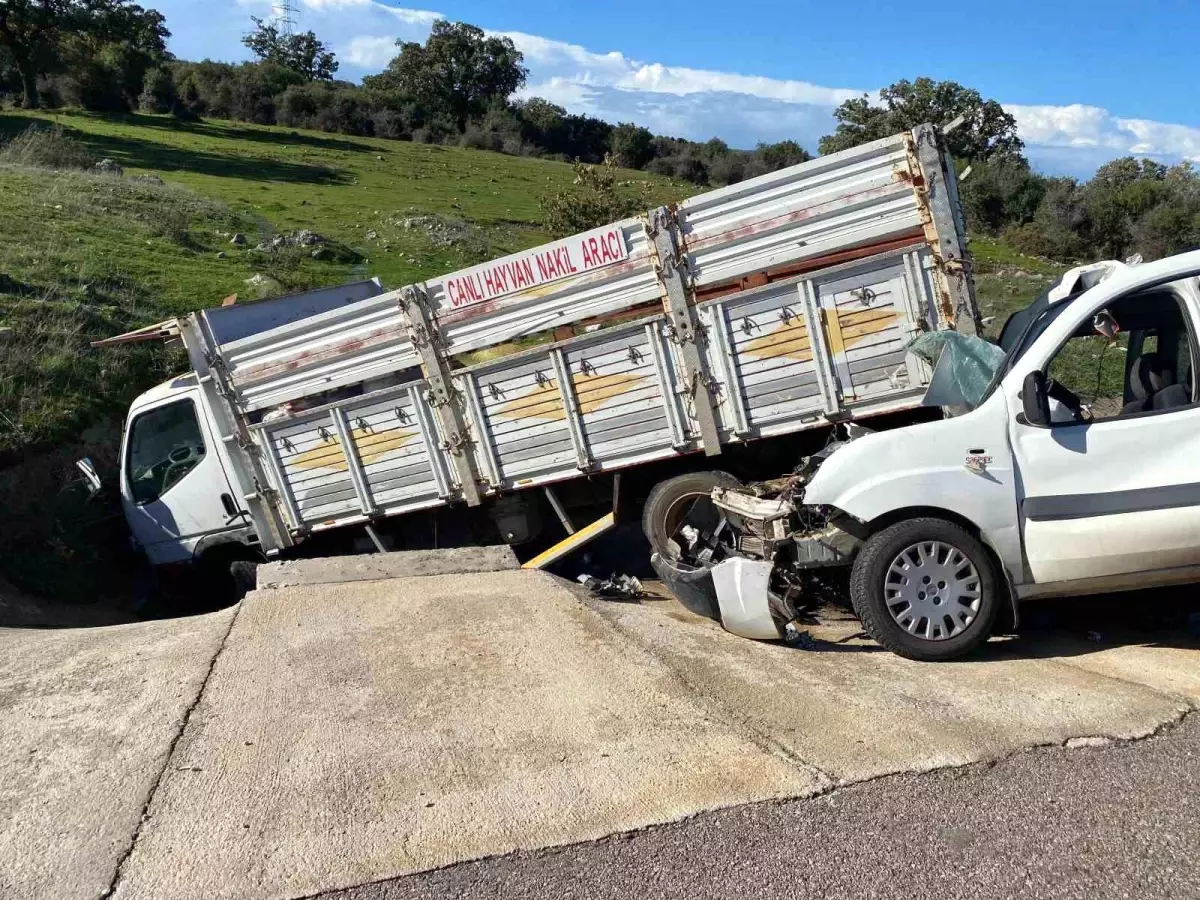 Çanakkale’de Ayvacık’ta Trafik Kazası: 5 Yaralı