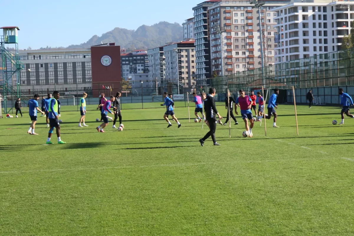 Jurecka’dan Fenerbahçe Maçı İçin Moral Dolu Çağrı