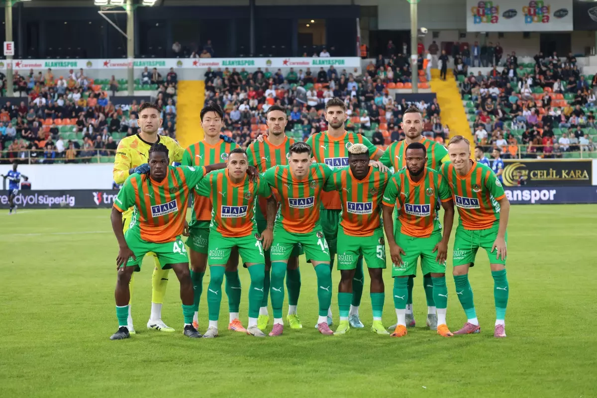 Kasımpaşa, Alanyaspor’u 2-1 Yenerek 13. Hafta’da Önemli Bir Galibiyet Aldı