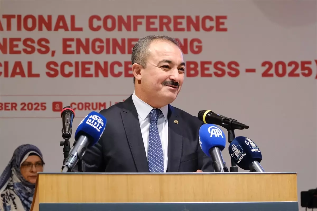 Çorum’da Uluslararası İşletme, Mühendislik ve Sosyal Bilimler Konferansı Başladı