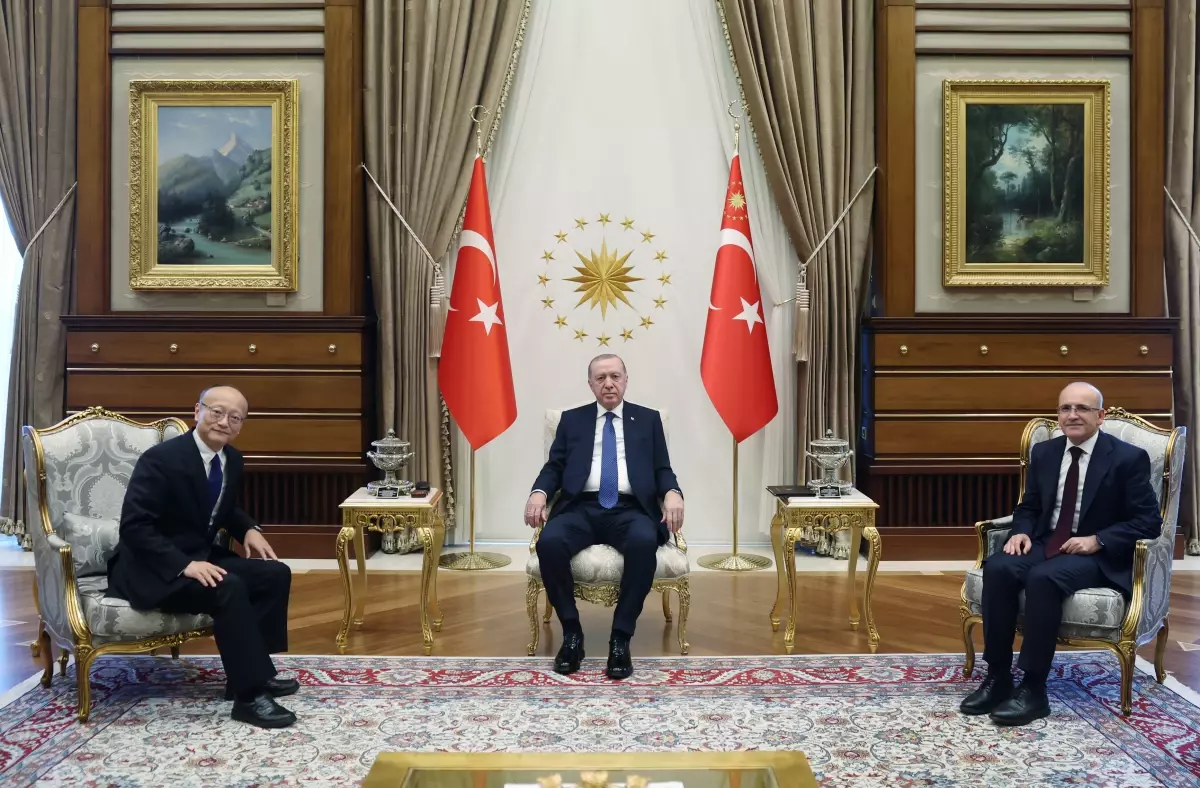 Cumhurbaşkanı Erdoğan, Asya Kalkınma Bankası Başkanı Masato Kanda’yı Kabul Etti