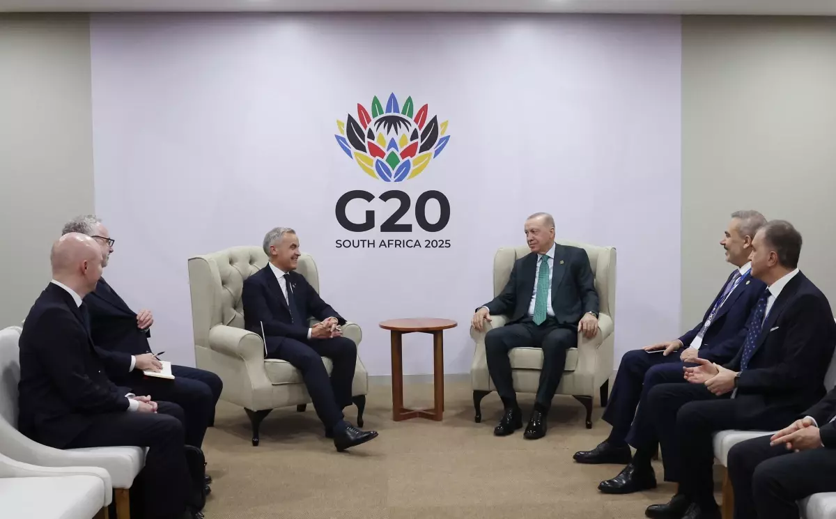 Cumhurbaşkanı Erdoğan, G20 Zirvesi’nde Kanada Başbakanı Carney ile Görüştü