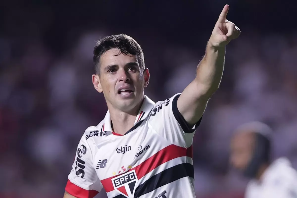 Dünyaca Ünlü Futbolcu Oscar Aniden Hastaneye Kaldırıldı