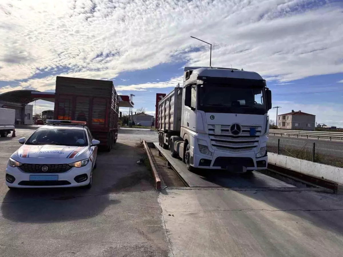 Edirne Uzunköprü’de Aşırı Yükli Tır’a 59.526 TL Ceza Kesildi