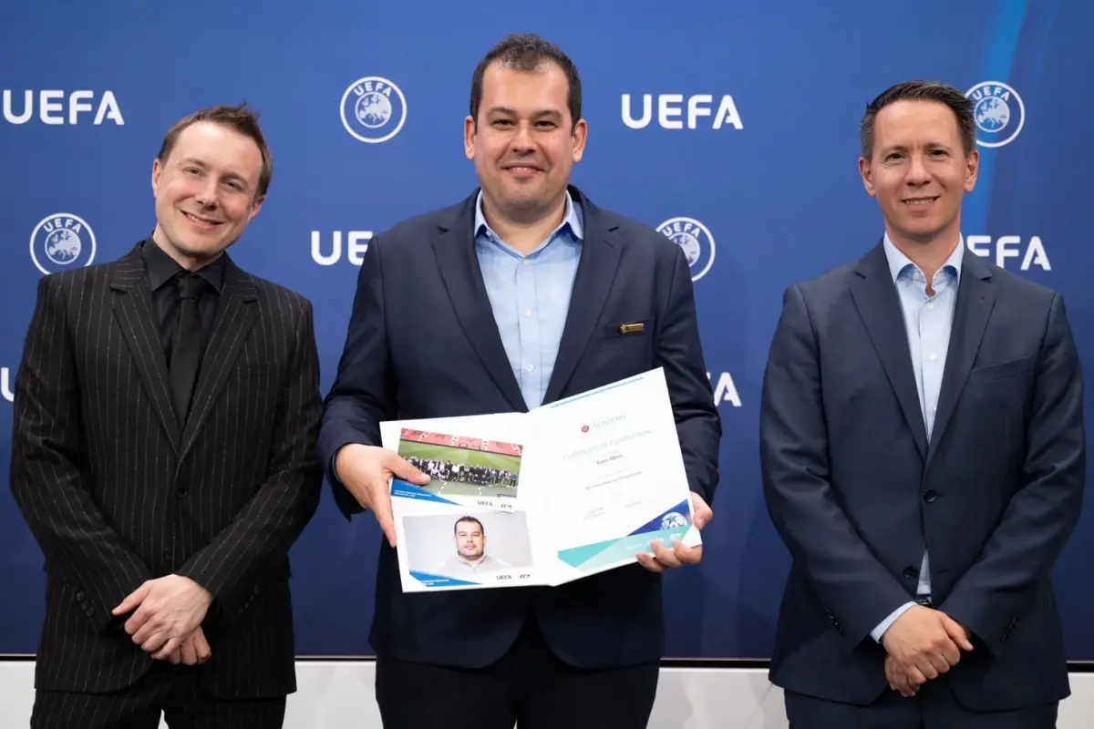 Eren Mert’ten ‘Galatasaray’a Gidiyor’ İddialarına Kesin Yanıt