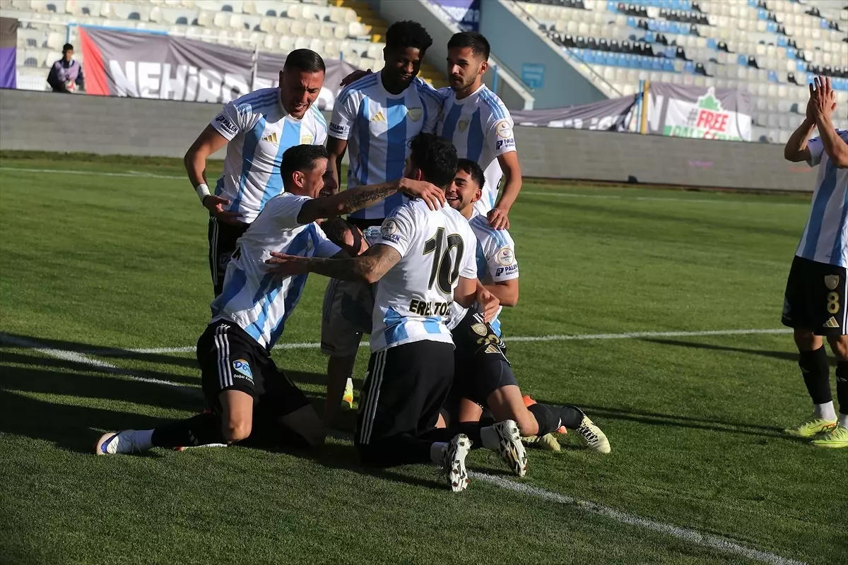 Erzurumspor FK’dan 4-0’lık Galibiyet