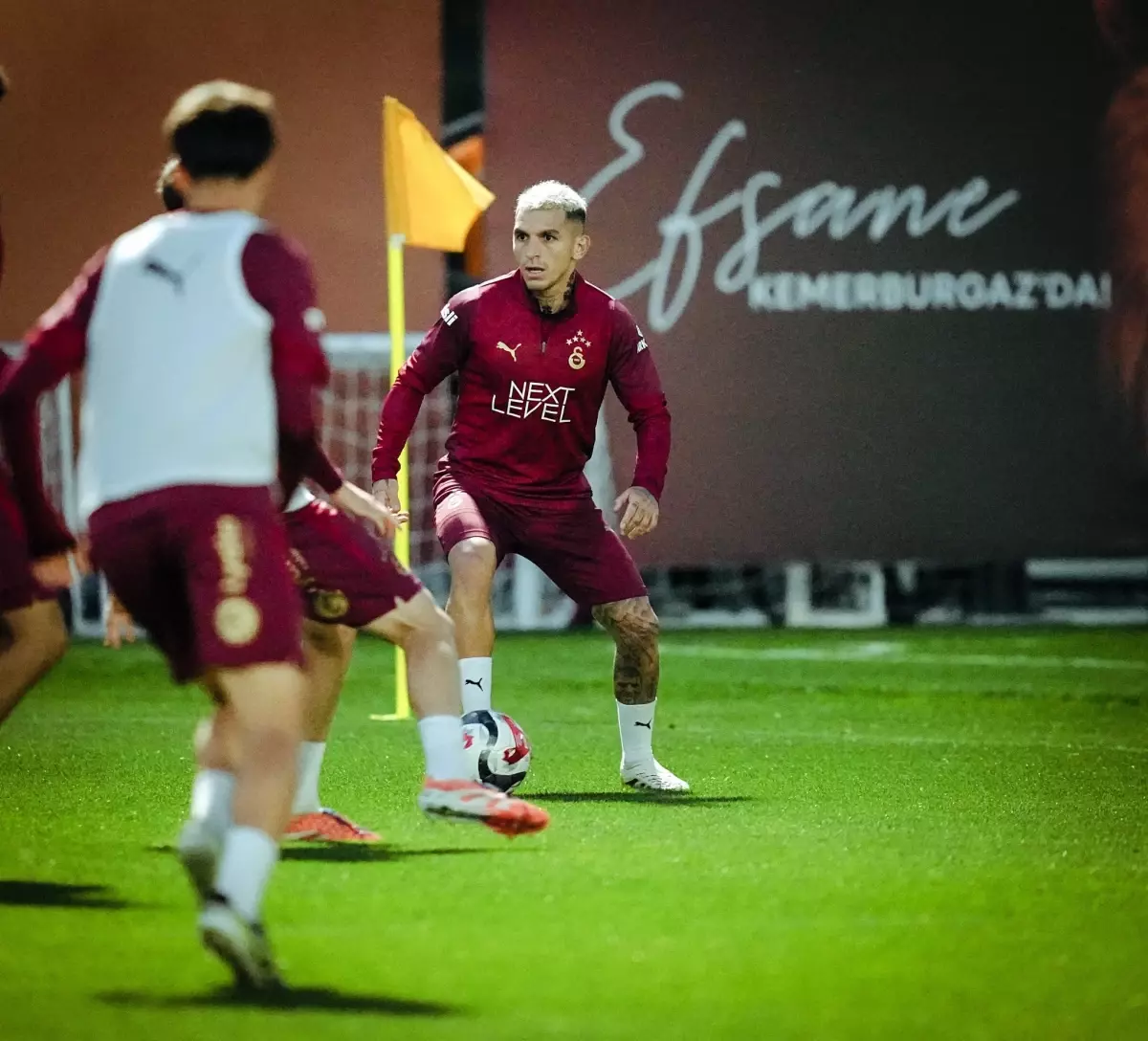 Galatasaray Antrenmanına Devam Ediyor